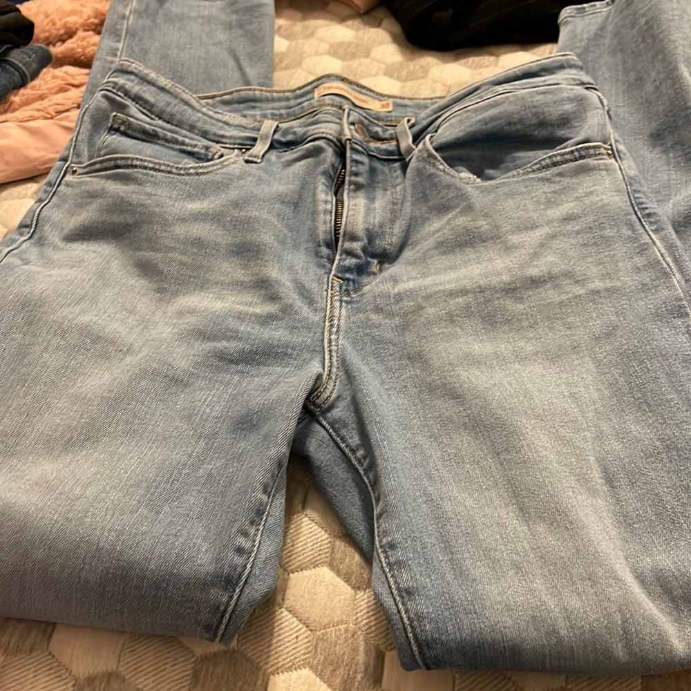 levi jean